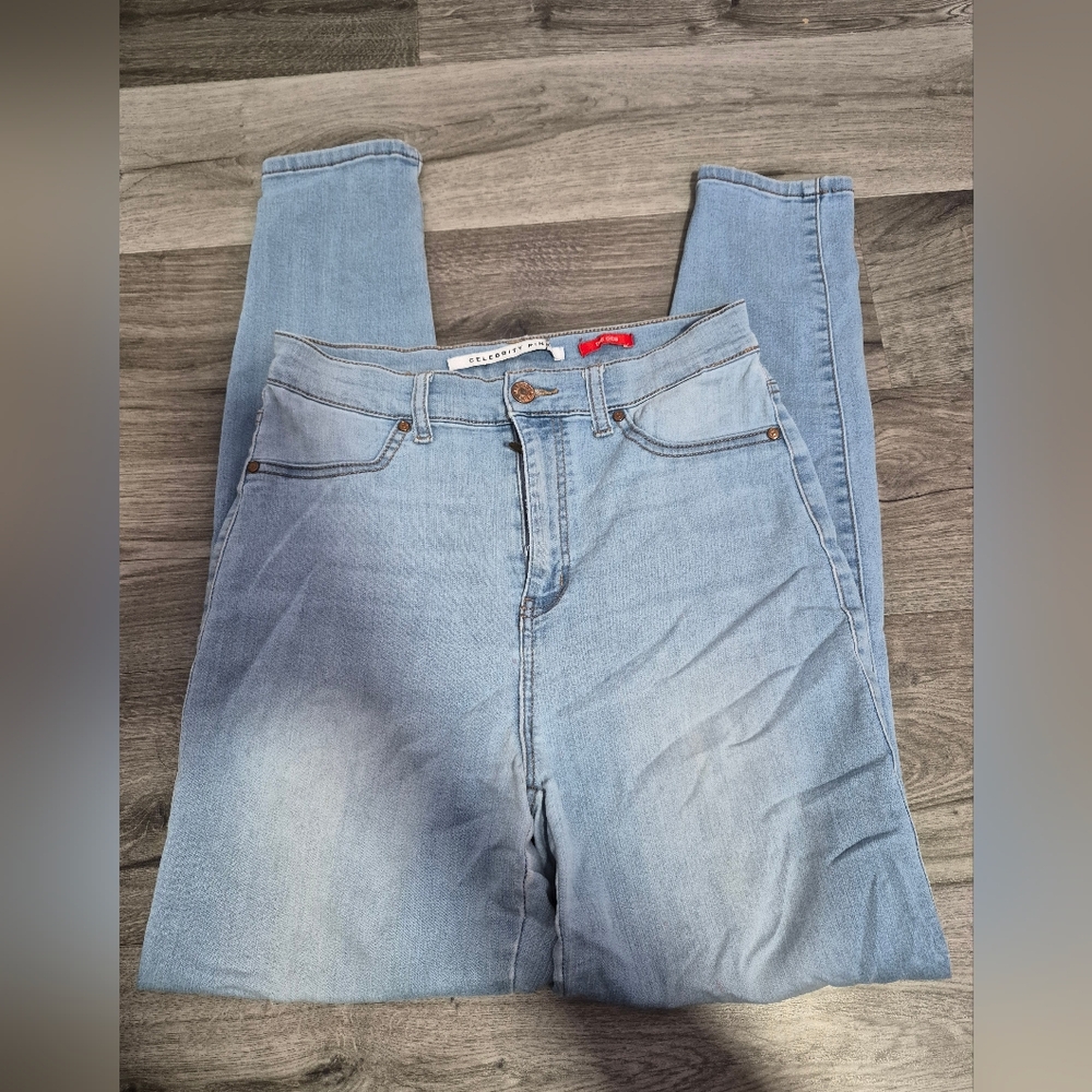 Celebrity Pink Jeans Size 9